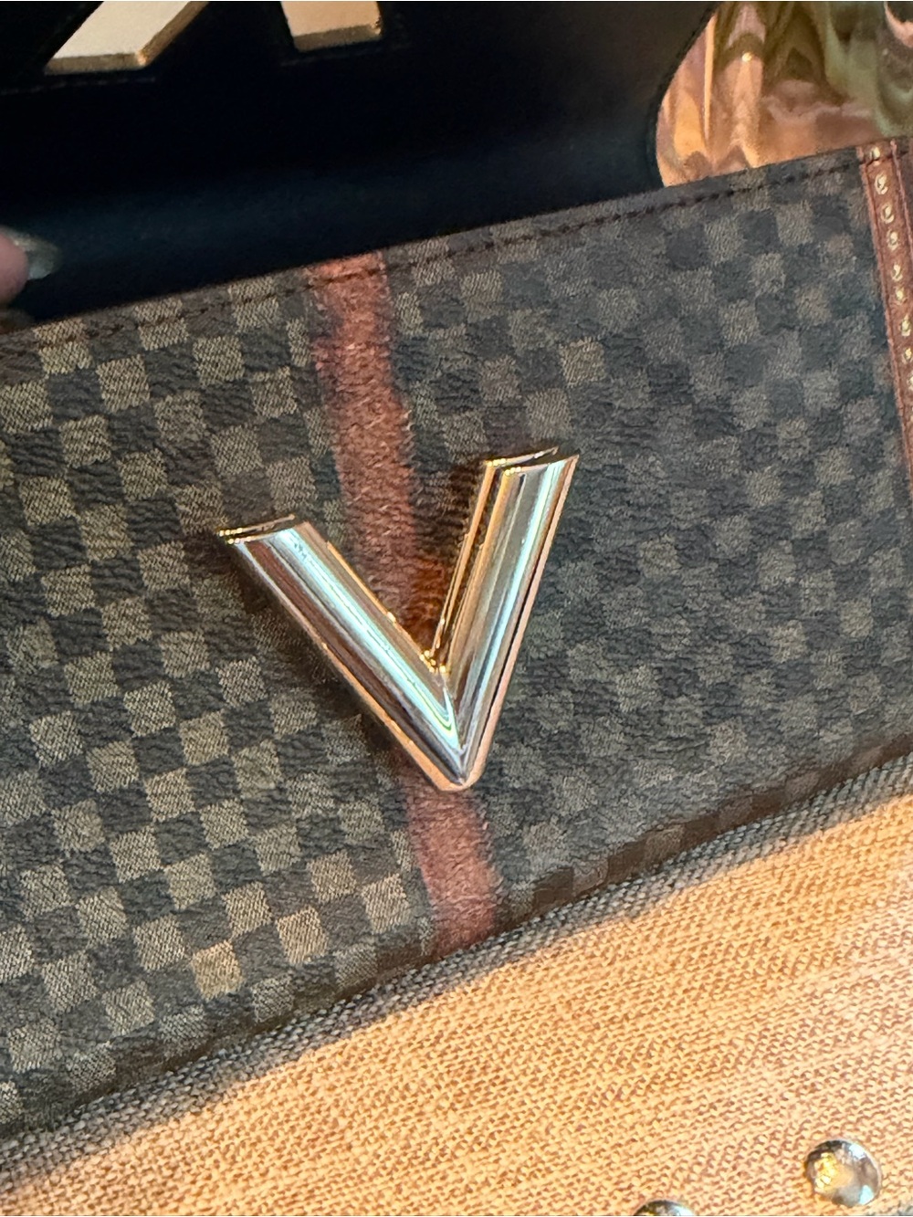 Louis Vuitton RARE Portefeuille Sarah Twist Damier Ltd Ed Wallet COA - Picture 3 of 14